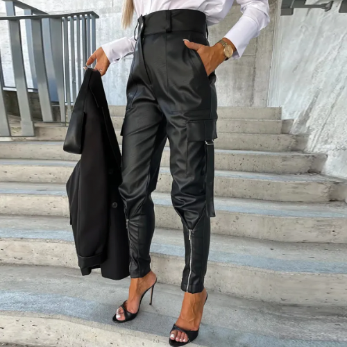 Dolorina - Sportliche Cargohose für Frauen