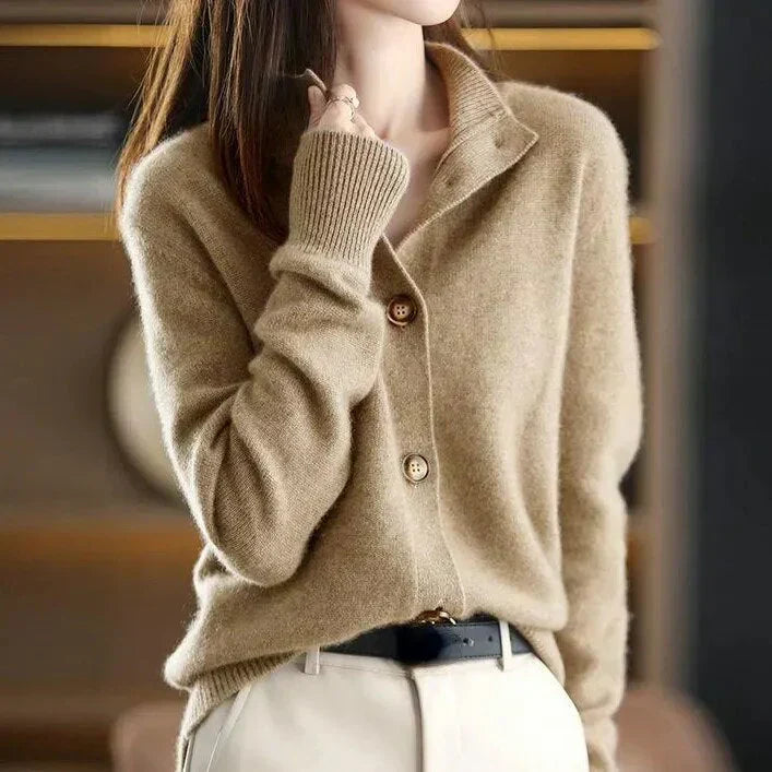 Alyne™ | Strickjacke in zeitlos